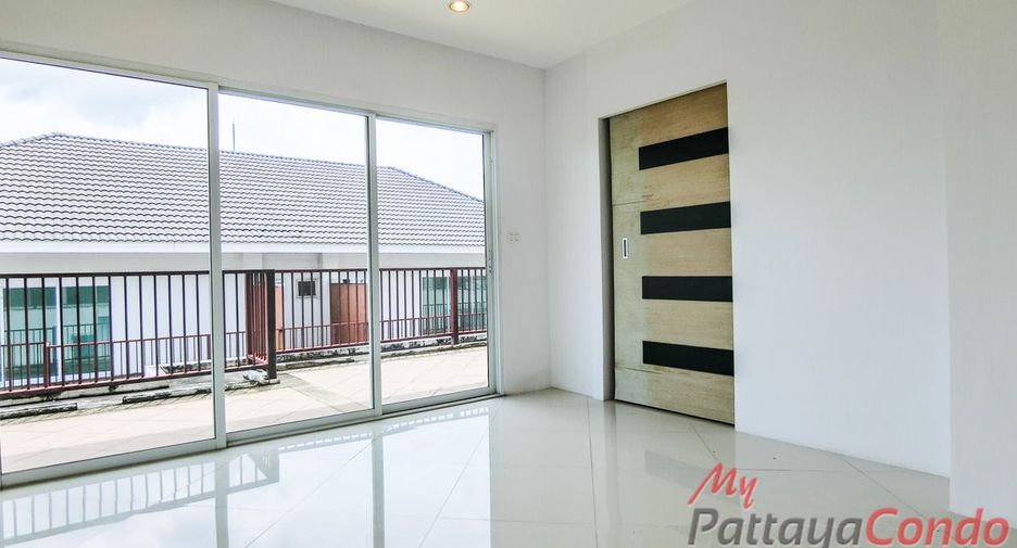 For sale 2 bedrooms condo in Bang Lamung, Chonburi