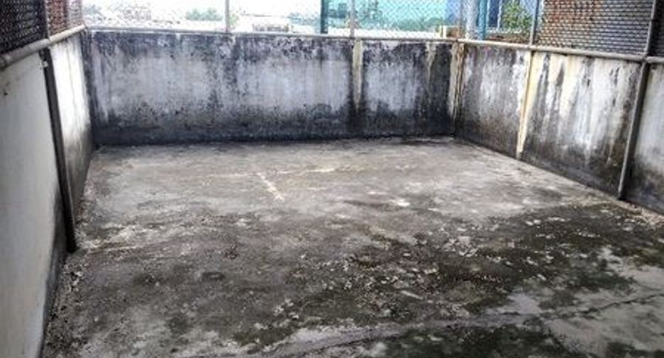 Local comercial en venta de 3 habitaciones en Hat Yai, Songkhla