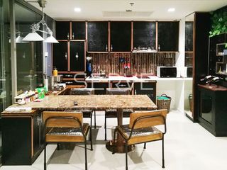For sale 2 bed condo in Yan Nawa, Bangkok