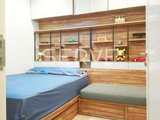 For sale 2 bed condo in Yan Nawa, Bangkok