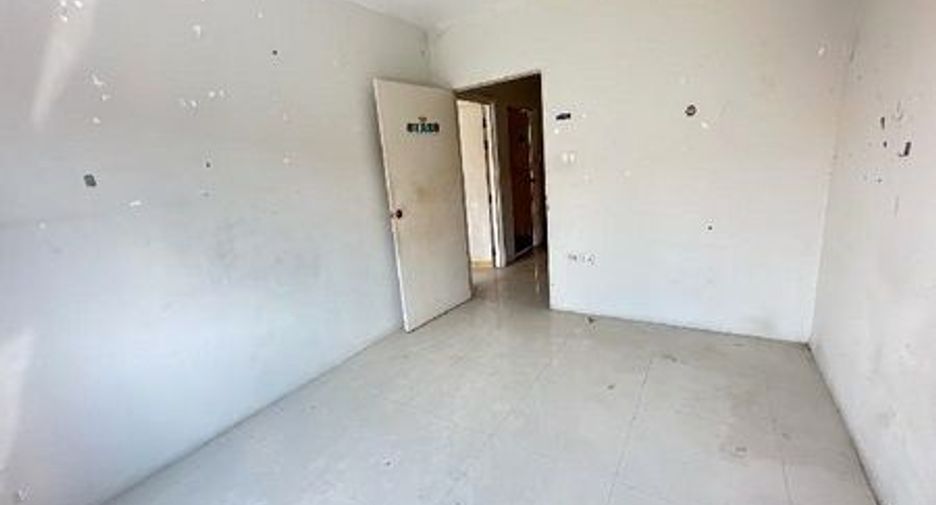 Reihenhaus zum Kauf mit 4 Zimmer in Bang Phli, Samut Prakan
