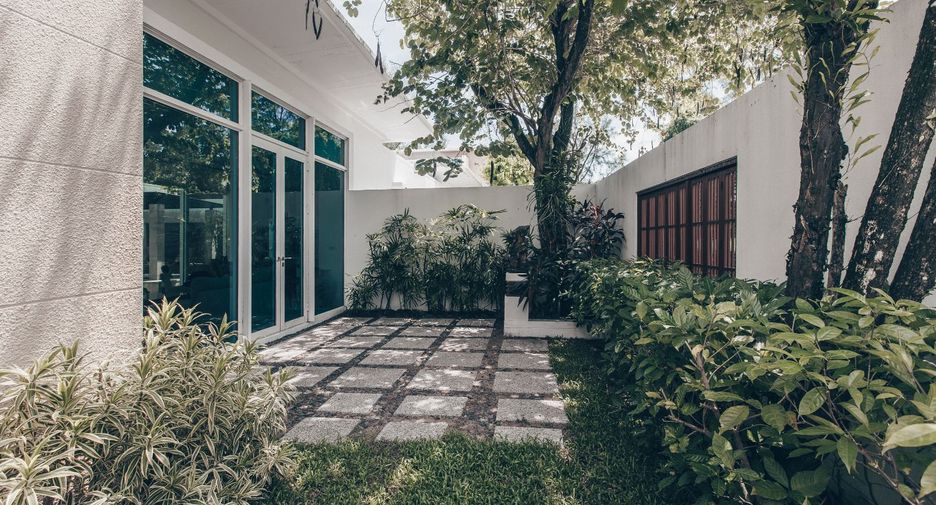 Villa en venta de 4 habitaciones en Thalang, Phuket