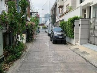 出售 土地 在 Watthana, 曼谷