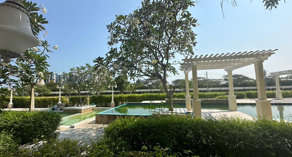 Haus zum Kauf mit 4 Zimmer in Cha Am, Phetchaburi
