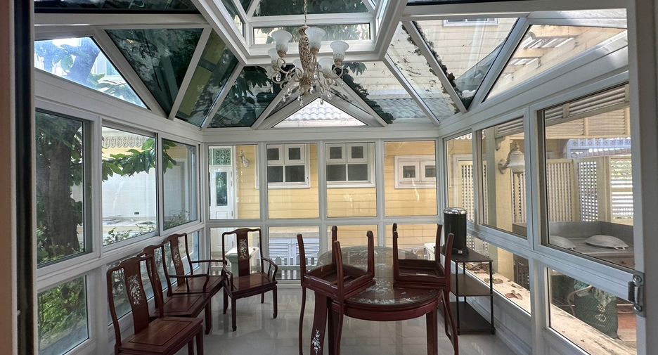 Haus zum Kauf mit 4 Zimmer in Cha Am, Phetchaburi
