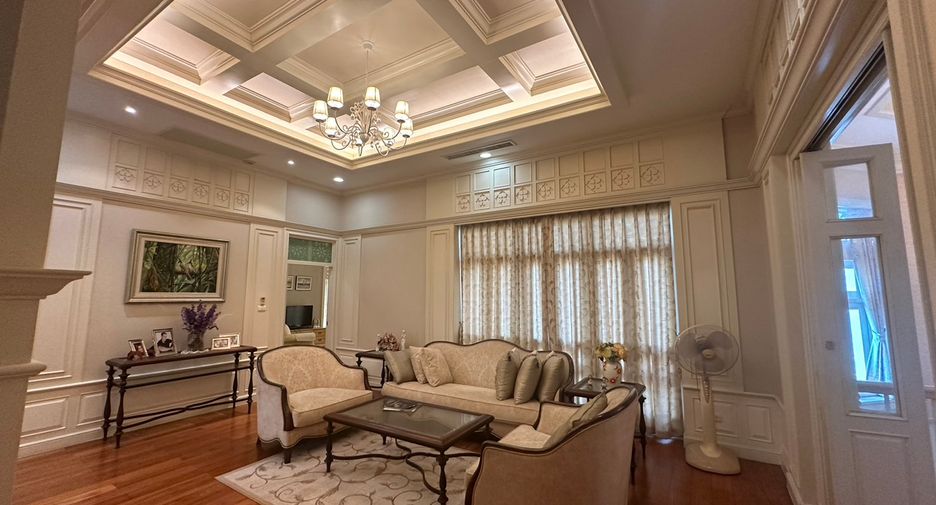 Haus zum Kauf mit 4 Zimmer in Cha Am, Phetchaburi