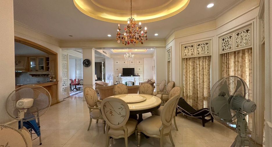 Haus zum Kauf mit 4 Zimmer in Cha Am, Phetchaburi
