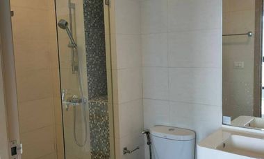 Продажа 1 кровать кондо в Хуаи Кхщанг, Бангкок