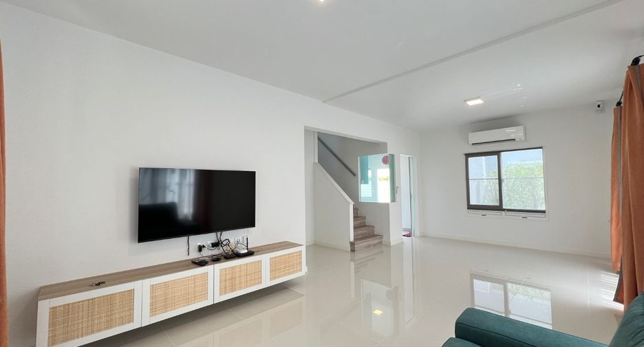 For rent そして for sale 3 Beds house in Bang Na, Bangkok