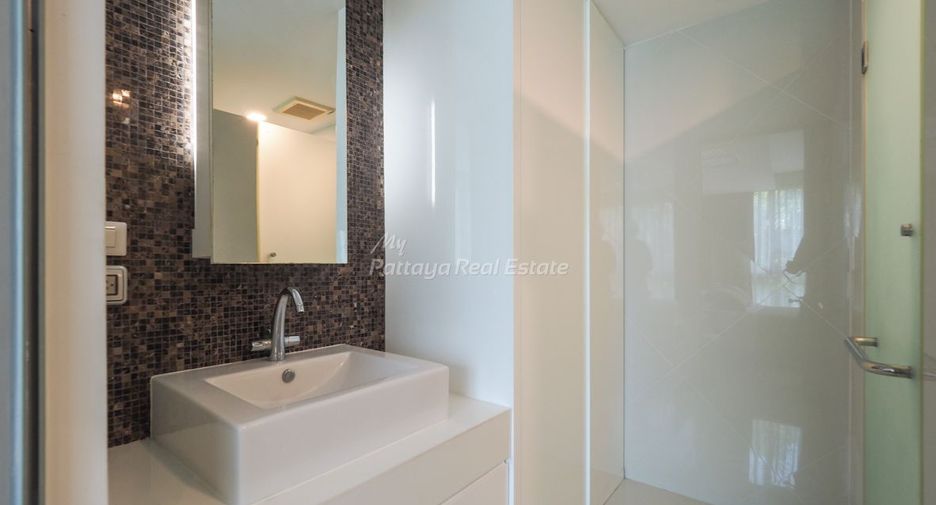 For sale 2 bedrooms condo in Bang Lamung, Chonburi