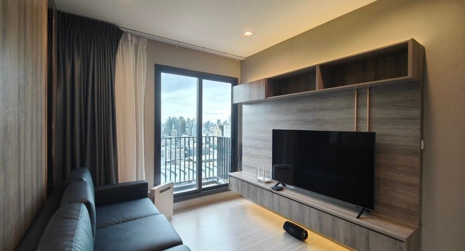 For sale 2 bed condo in Huai Khwang, Bangkok