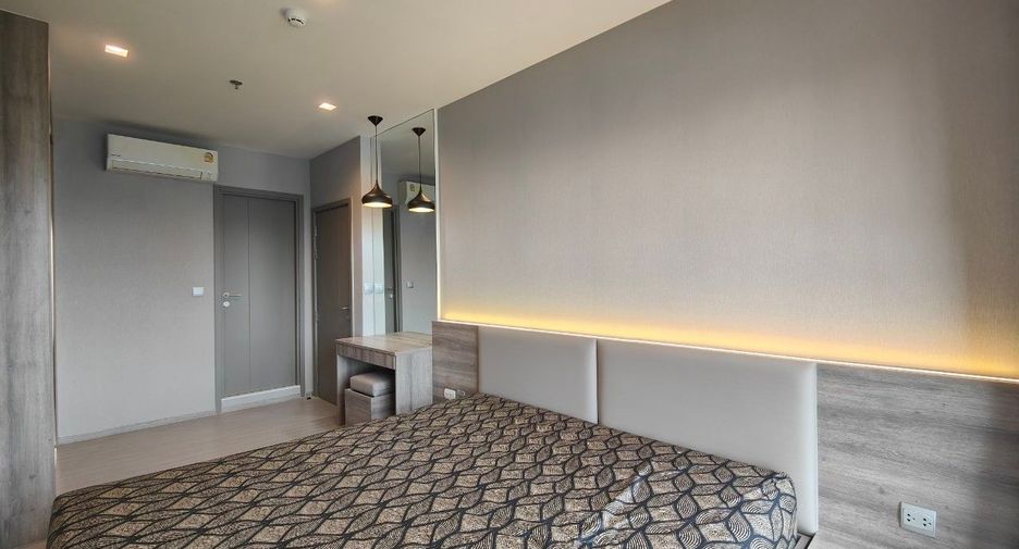 For sale 2 bed condo in Huai Khwang, Bangkok