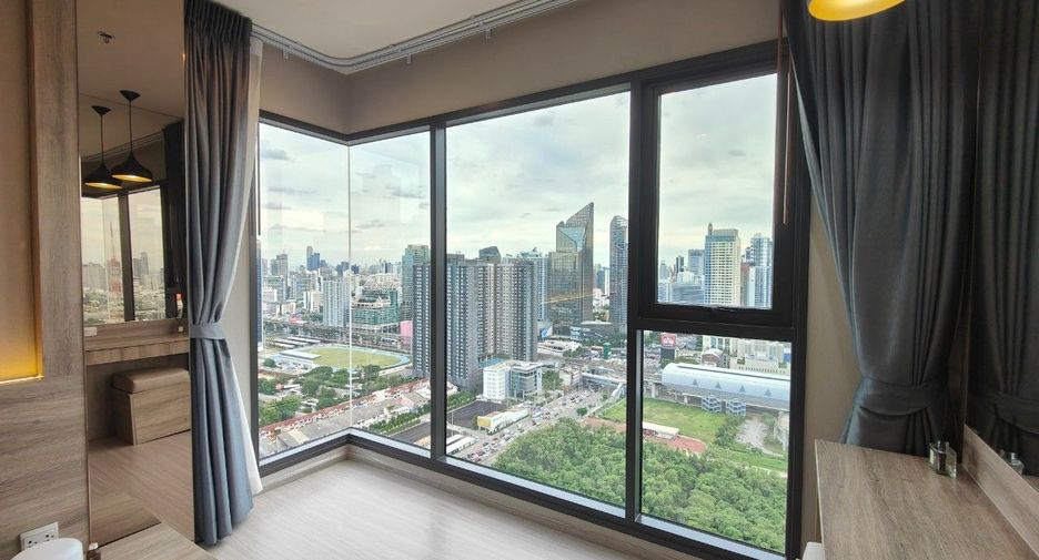 For sale 2 bed condo in Huai Khwang, Bangkok