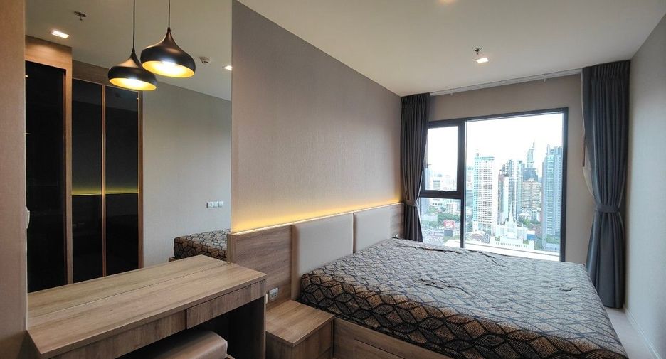 For sale 2 bed condo in Huai Khwang, Bangkok