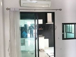 Reihenhaus zur Miete mit 3 Zimmer in Bueng Kum, Bangkok