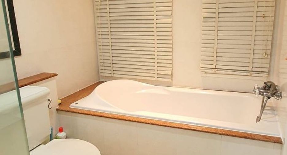 For rent 3 bedrooms house in Mueang Samut Prakan, Samut Prakan
