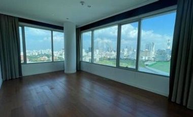 Condo en alquiler de 3 habitaciones en Pathum Wan, Bangkok