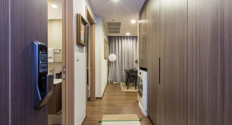 For sale 2 bedrooms condo in Khlong Toei, Bangkok