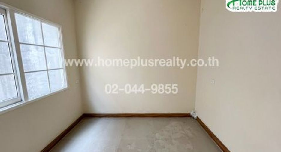 For sale 5 bedrooms townhouse in Bueng Kum, Bangkok