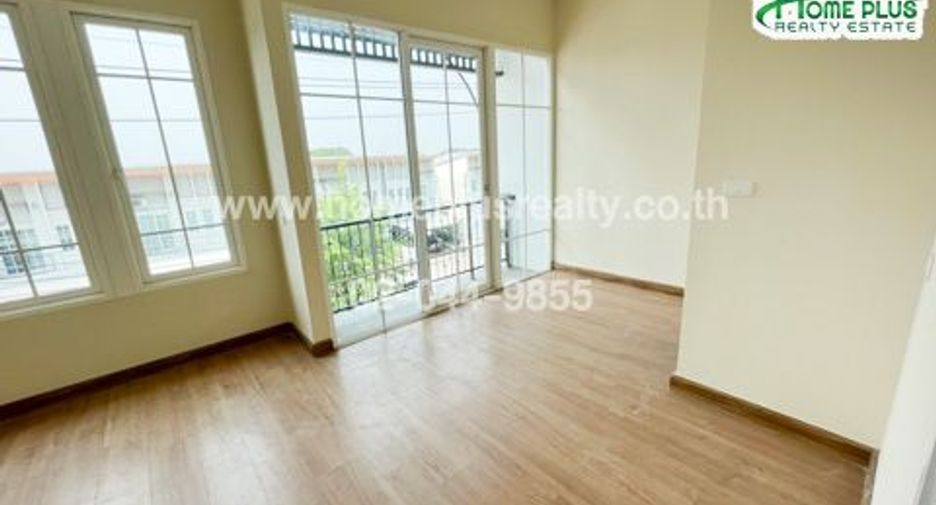 For sale 5 bedrooms townhouse in Bueng Kum, Bangkok