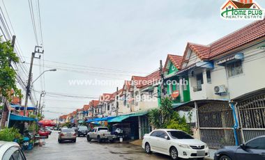 For sale 3 bedrooms townhouse in Nong Khaem, Bangkok