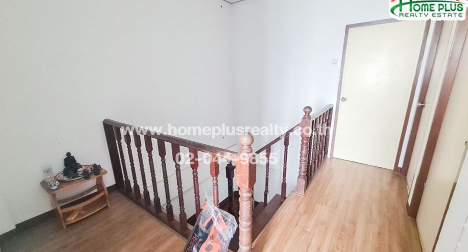 For sale 3 bedrooms townhouse in Nong Khaem, Bangkok