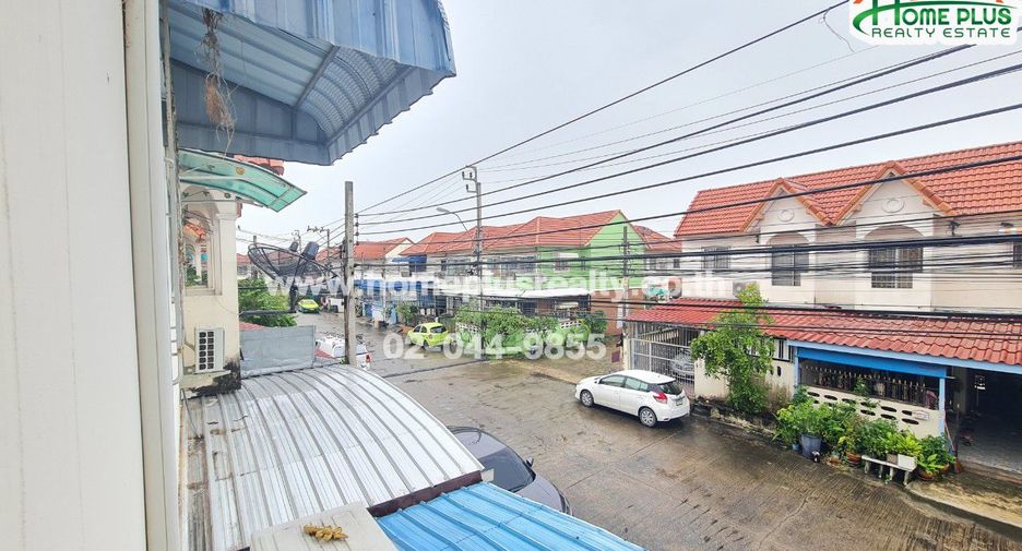 For sale 3 bedrooms townhouse in Nong Khaem, Bangkok