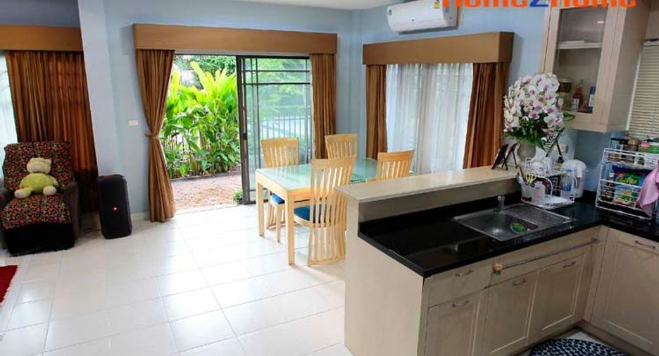 For sale 3 bedrooms house in Mueang Nonthaburi, Nonthaburi