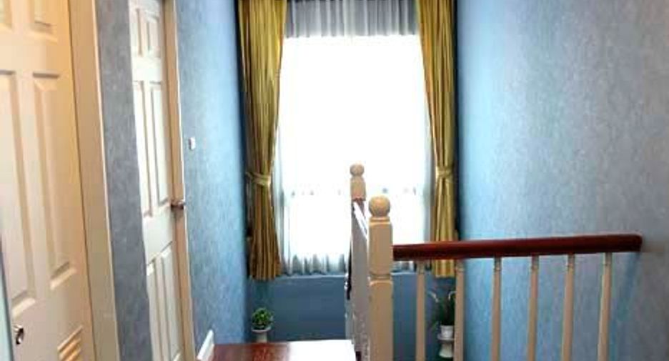 For sale 3 bedrooms house in Mueang Nonthaburi, Nonthaburi
