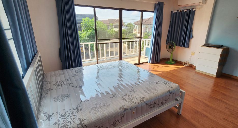 For rent and for sale 4 bedrooms house in Si Racha, Chonburi