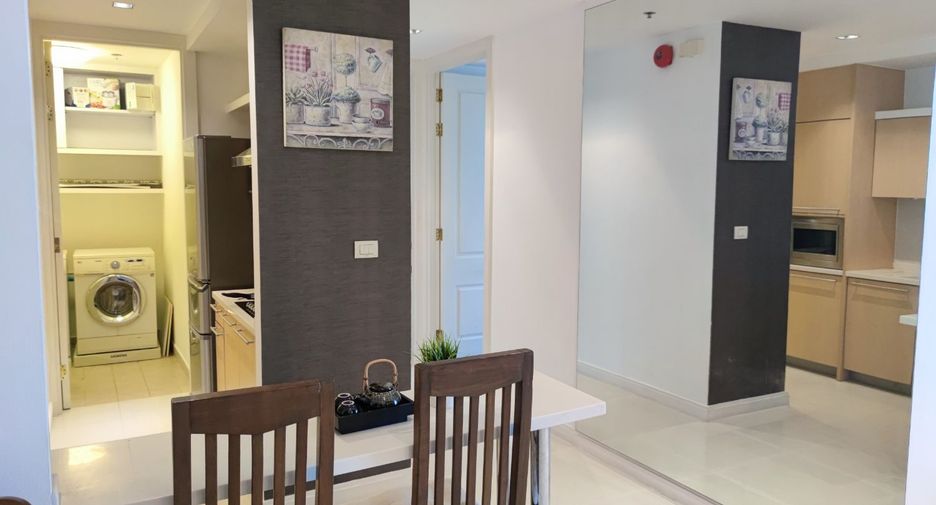 For rent 2 bedrooms condo in Pathum Wan, Bangkok