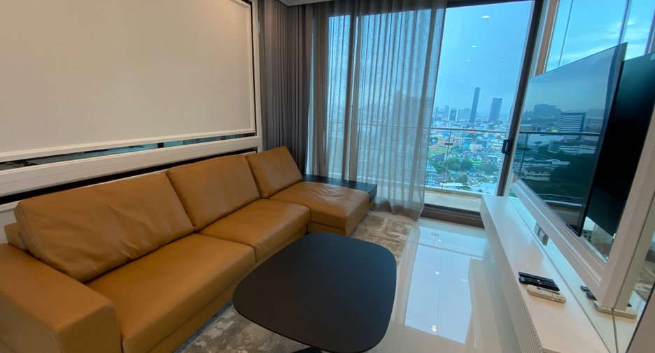 For rent and for sale 2 bedrooms condo in Watthana, Bangkok