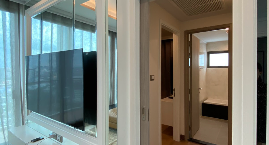 For rent and for sale 2 bedrooms condo in Watthana, Bangkok