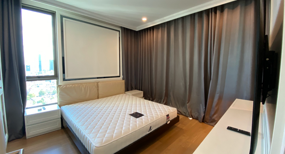 For rent and for sale 2 bedrooms condo in Watthana, Bangkok