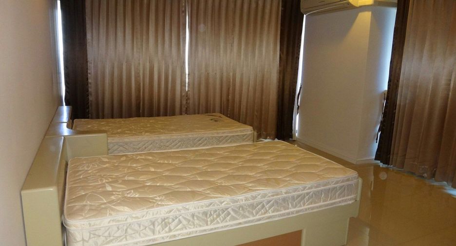 For rent 4 bedrooms condo in Si Racha, Chonburi