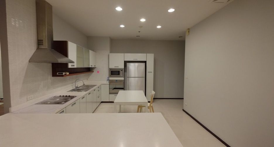 Wohnung zum Kauf mit 2 Zimmer in Watthana, Bangkok
