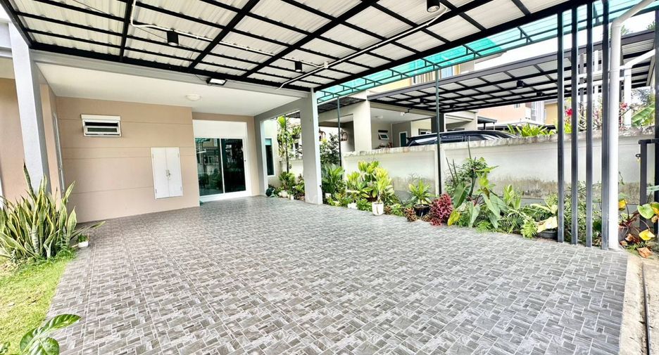 For rent 4 bedrooms house in Mueang Phuket, Phuket