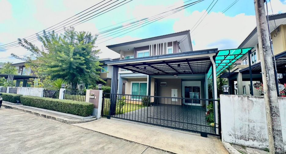 For rent 4 bedrooms house in Mueang Phuket, Phuket