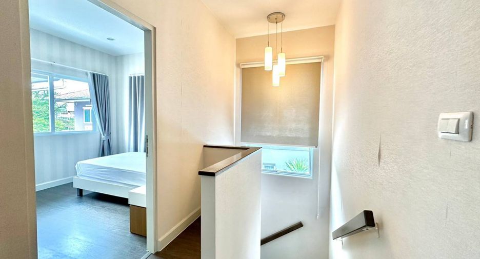 For rent 4 bedrooms house in Mueang Phuket, Phuket