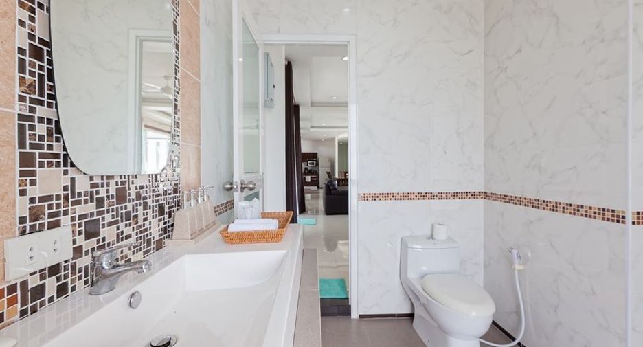 For sale 4 bedrooms villa in Kathu, Phuket