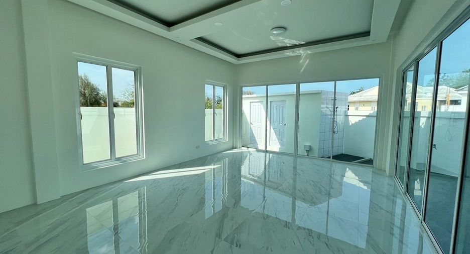 Villa zum Kauf mit 4 Zimmer in Cha Am, Phetchaburi