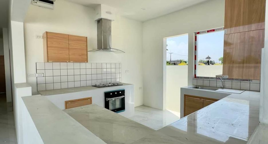 Villa zum Kauf mit 4 Zimmer in Cha Am, Phetchaburi