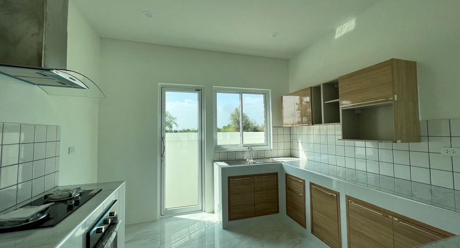 Villa zum Kauf mit 4 Zimmer in Cha Am, Phetchaburi