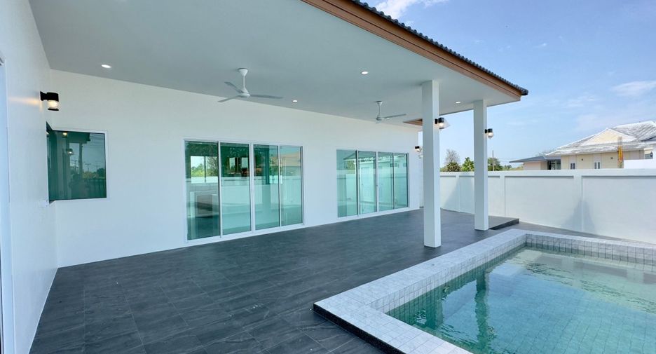 Villa zum Kauf mit 4 Zimmer in Cha Am, Phetchaburi