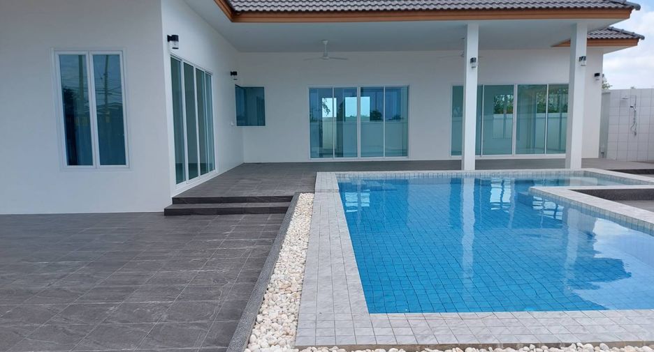 Villa zum Kauf mit 4 Zimmer in Cha Am, Phetchaburi