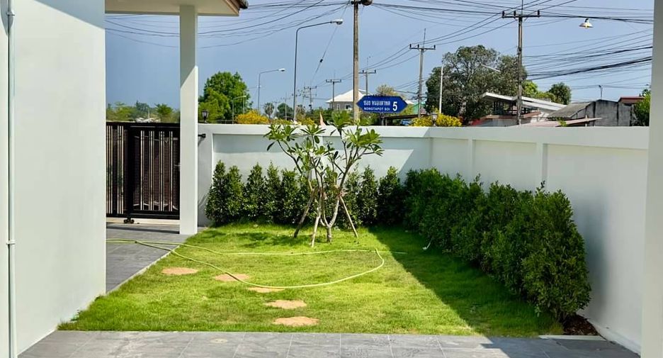 Villa zum Kauf mit 4 Zimmer in Cha Am, Phetchaburi