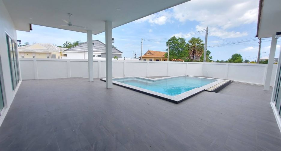Villa zum Kauf mit 4 Zimmer in Cha Am, Phetchaburi