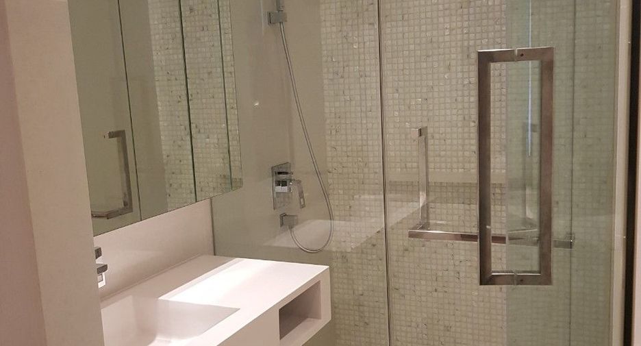 Аренда 2 спальни кондо в Кхлонг Тоеи, Бангкок