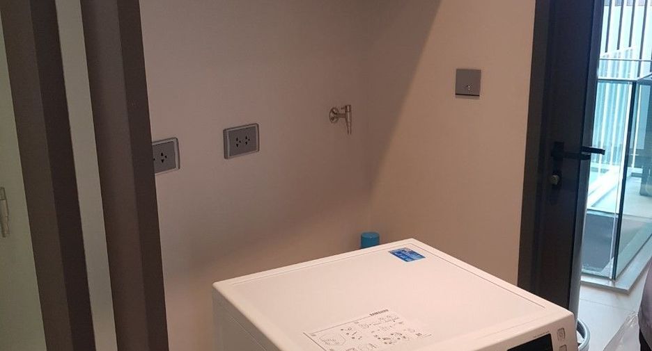 Аренда 2 спальни кондо в Кхлонг Тоеи, Бангкок