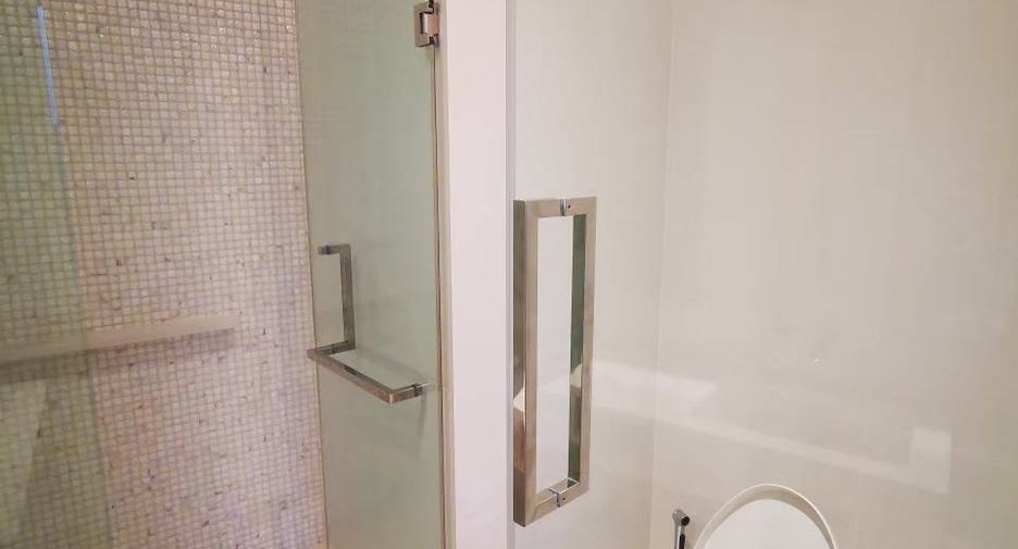 Wohnung zur Miete mit 2 Zimmer in Khlong Toei, Bangkok